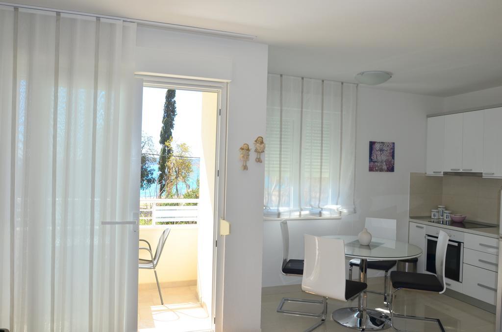 Iris Beach Apartments Kaštela 客房 照片