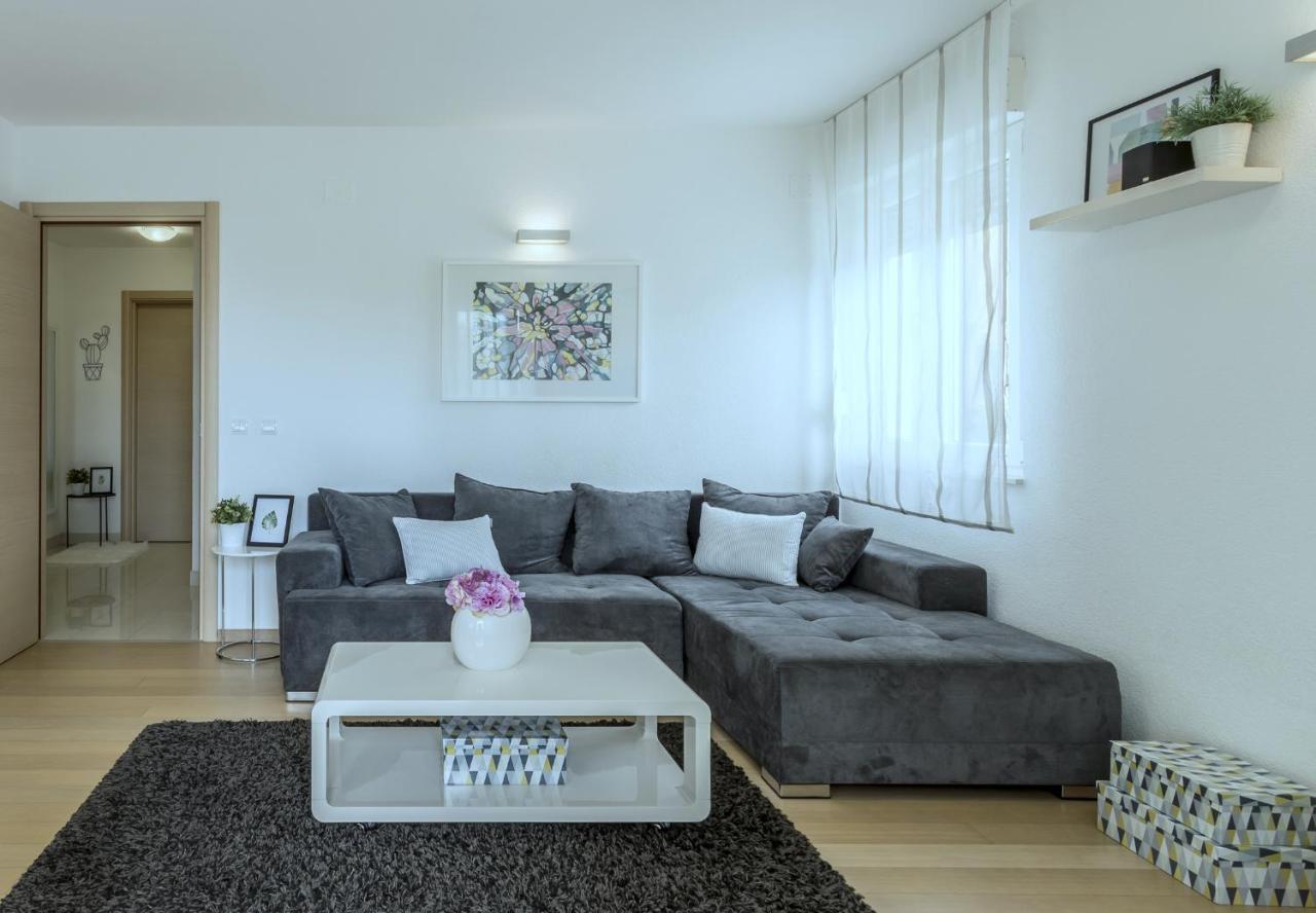 Iris Beach Apartments Kaštela 外观 照片
