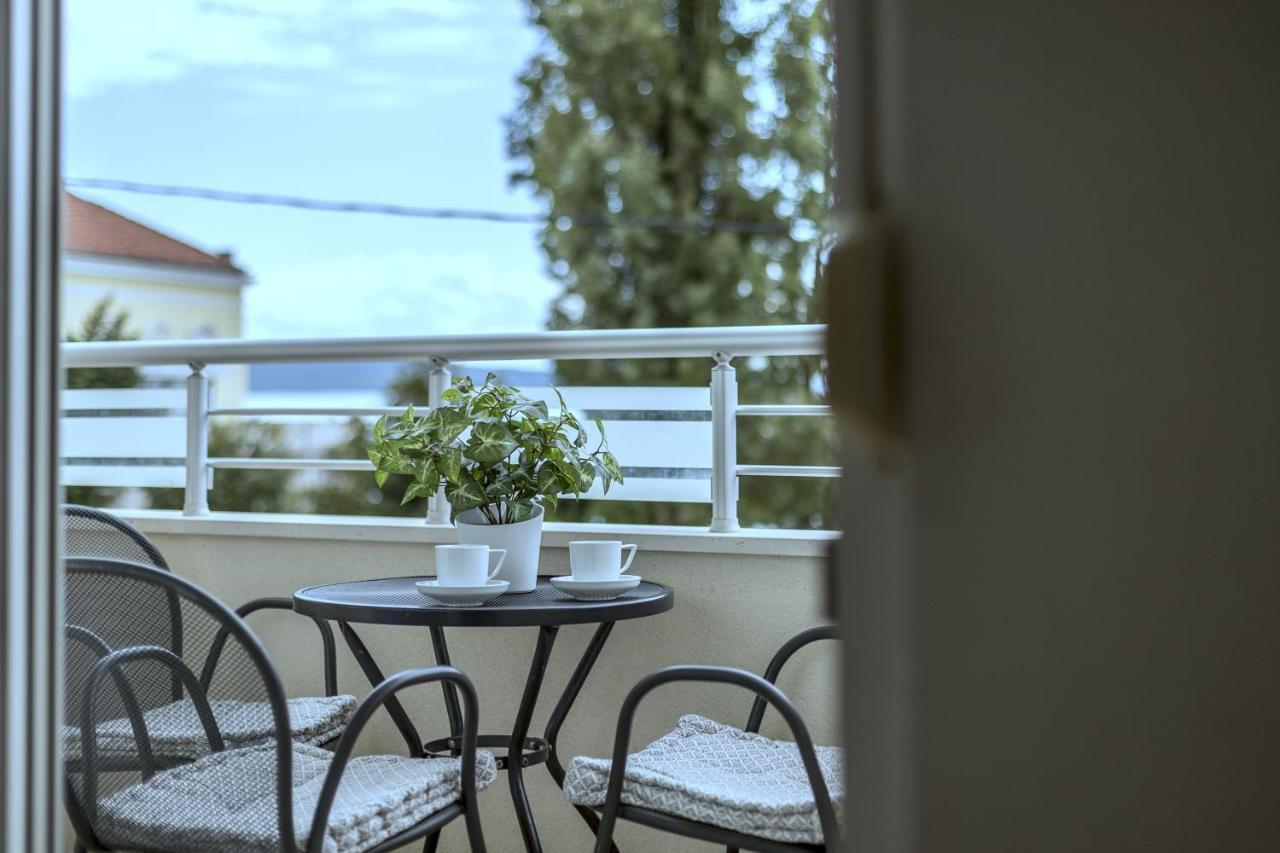 Iris Beach Apartments Kaštela 外观 照片
