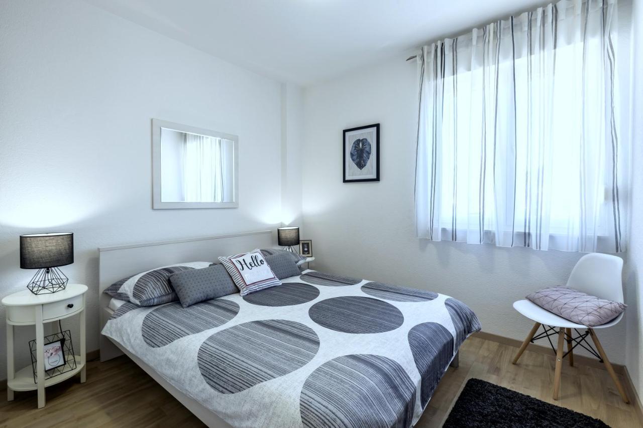 Iris Beach Apartments Kaštela 外观 照片
